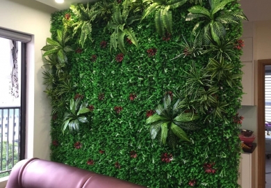Hướng dẫn thi công cỏ nhân tạo trang trí dán tường 