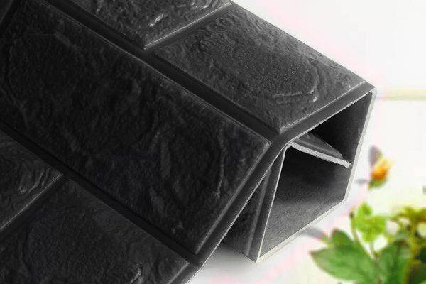 Xốp dán tường màu đen