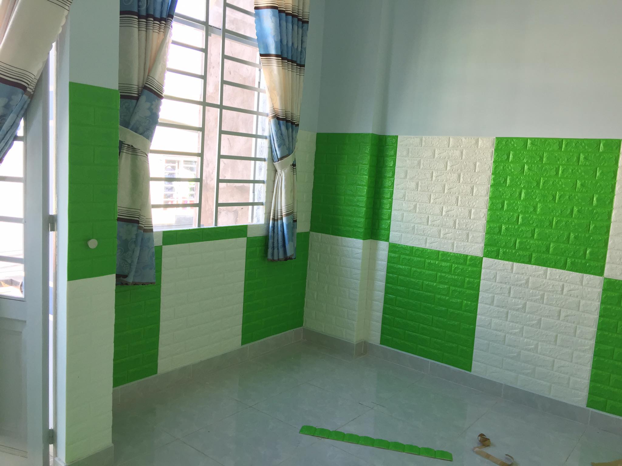 Thi công xốp dán tường quận 9 ( Đơn Vị Uy Tín)