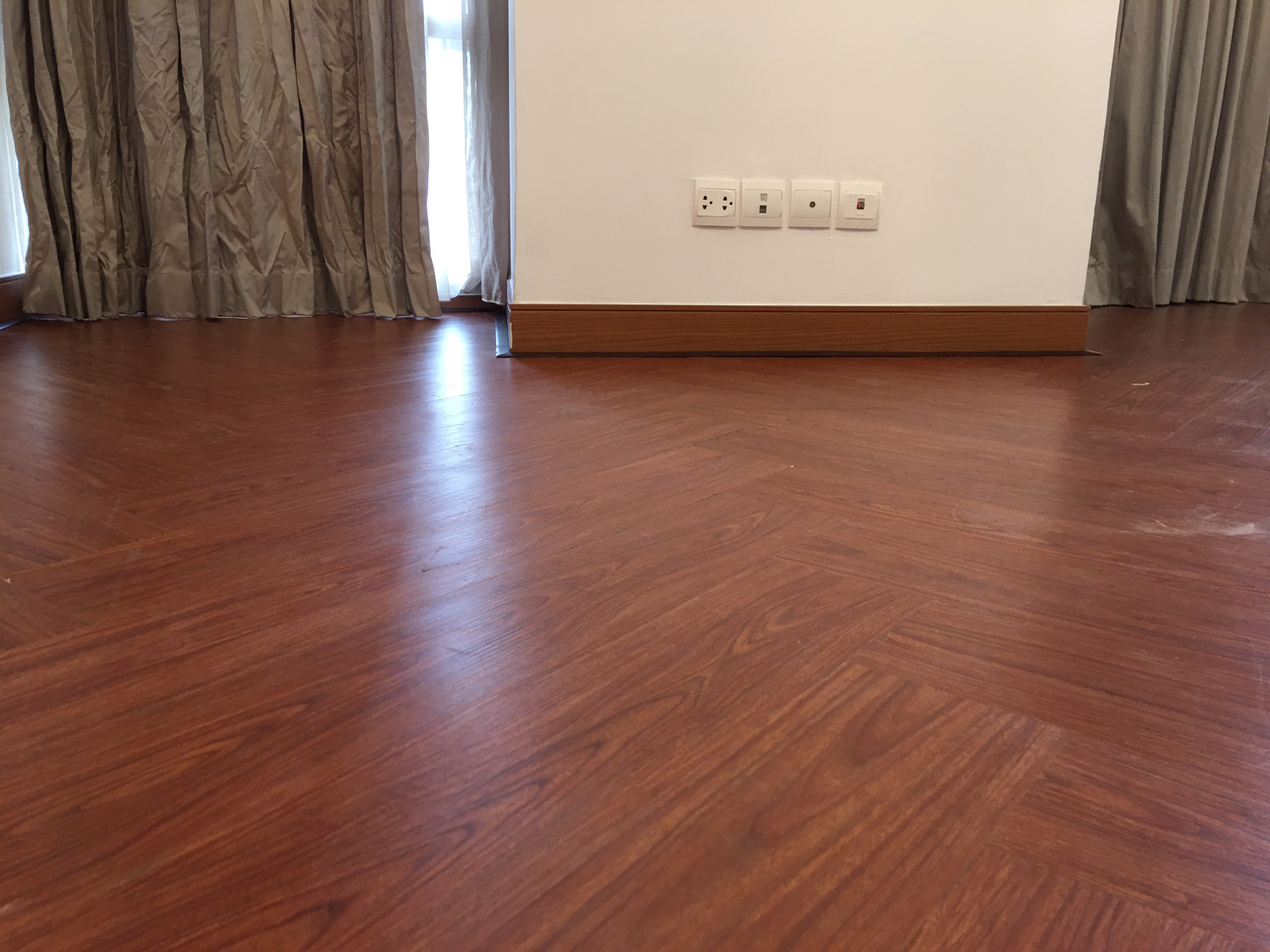 Sàn nhựa giả gỗ tại quận Phú Nhuận - thi công sàn nhựa giả gỗ quận phú nhuận