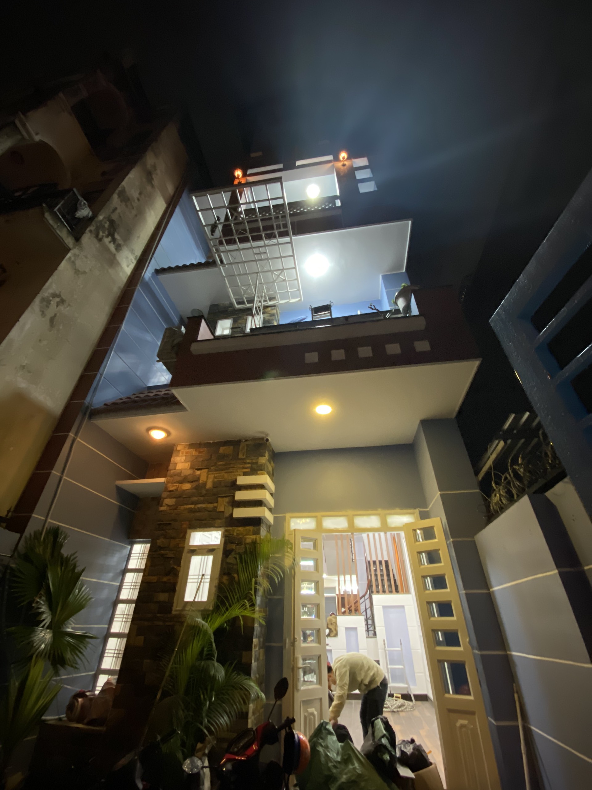 Sơn sửa trang trí nhà trọn gói tại Tp HCM - Phần 1 Sơn trong nhà và ngoài trời