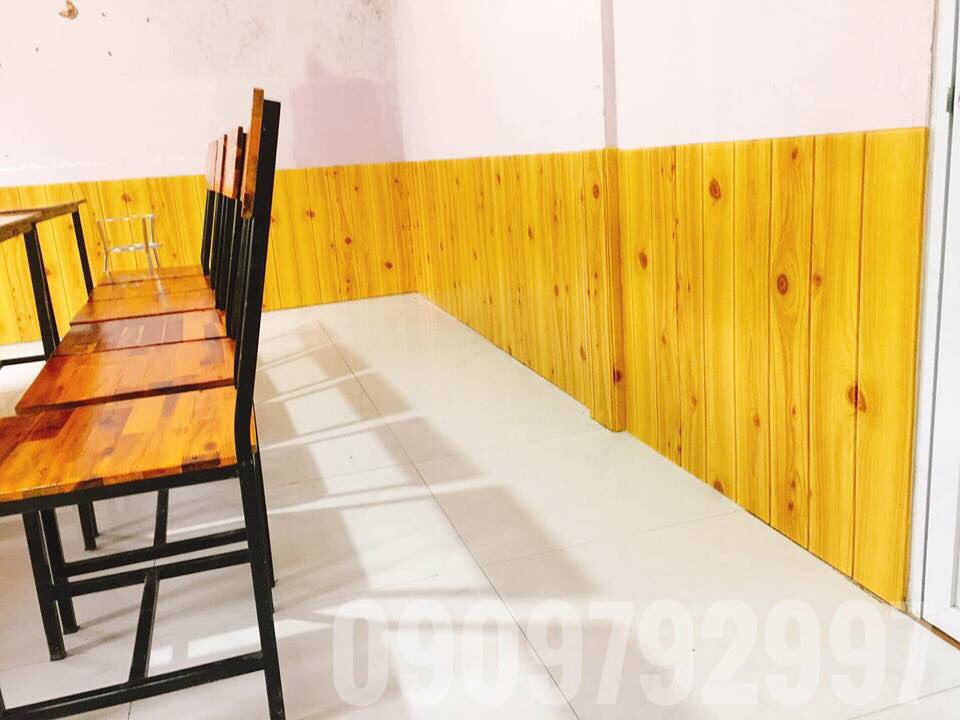 Xốp dán tường giả gỗ giá rẻ quận thủ đức