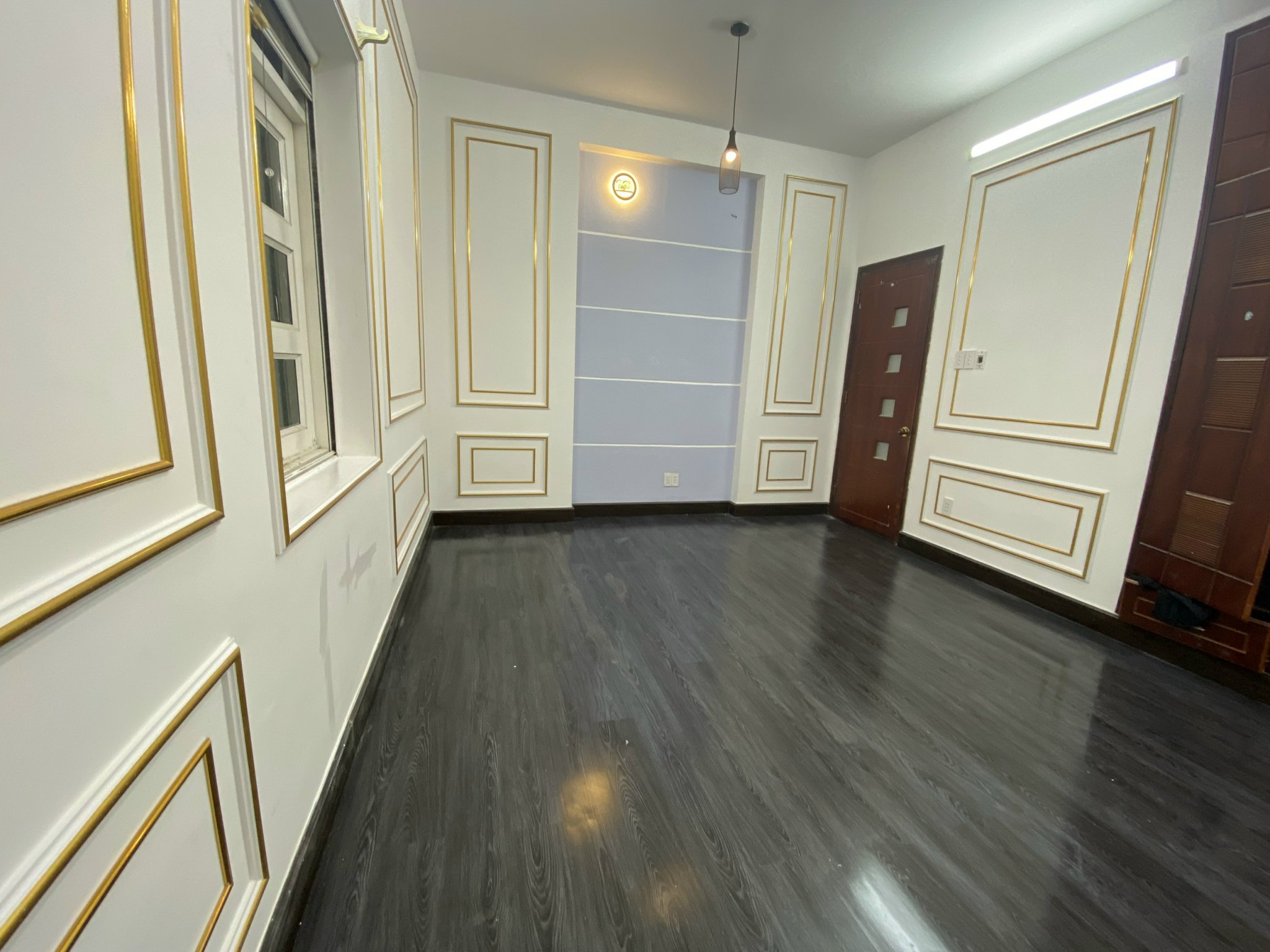 Công Trình Trang Trí Sơn Nhà Tại Tp HCM ⛔Phần 5 Phào chỉ dát vàng